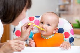 Jak rozszerzać dietę niemowlaka