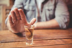 Abstynent - kim jest, powody zrezygnowania z picia alkoholu