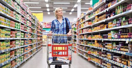 10 produktów, których lepiej nie kupować w dyskontach