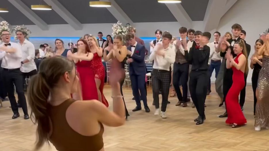 Studniówka pod ostrzałem krytyki. "Współczuję dalszej części imprezy"