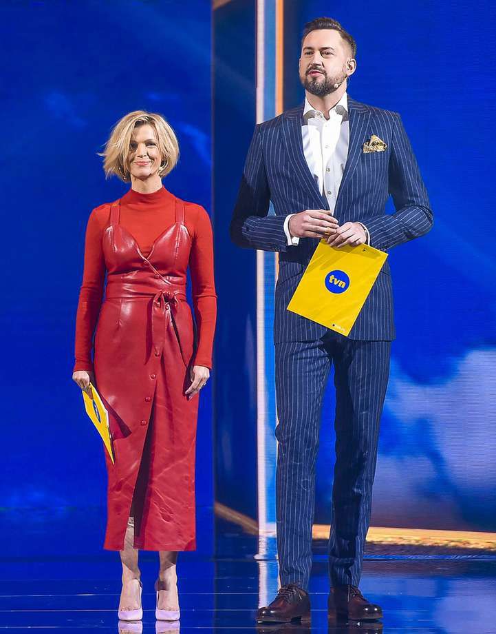 Magda Mołek z Marcinem Prokopem na konferencji TVN-u