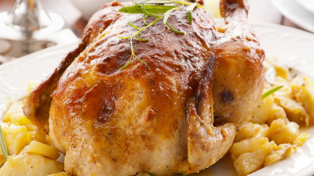 Surowy kurczak to potencjalne źródło zakażenia szeregiem drobnoustrojów