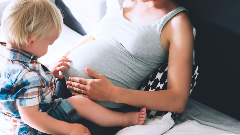 Jak przygotować dziecko na pojawienie się młodszego rodzeństwa?