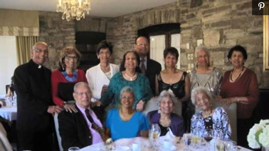 Rodzinny rekord Guinnessa. 12-osobowa rodzina liczy łącznie 1042 lata