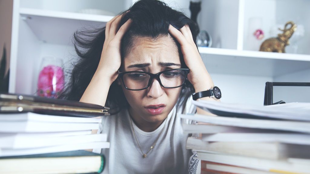 Nastolatek w stresie. Jak mu pomóc?