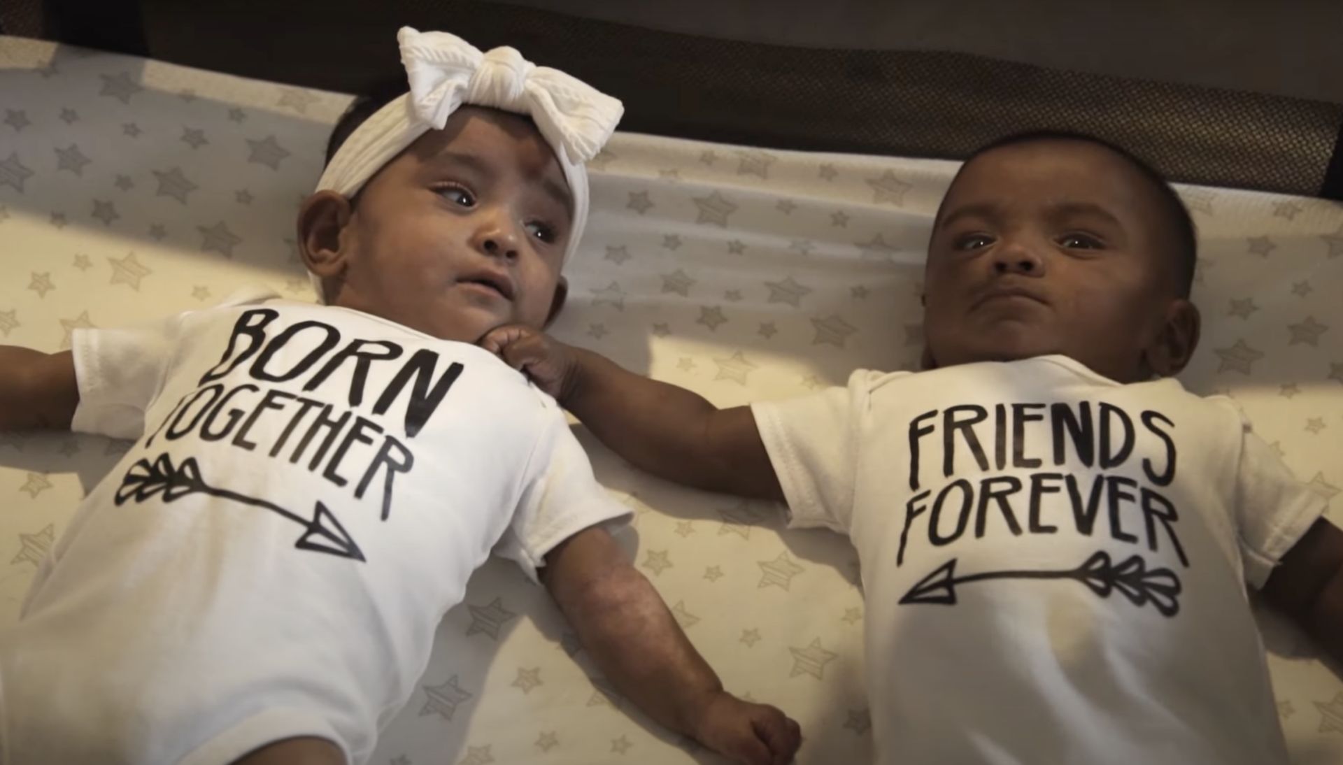 Adiah i Adrial urodzili się cztery miesiące przed terminem