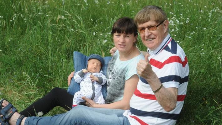 Najstarszy ojciec w Polsce! Nie uwierzysz, ile ma lat