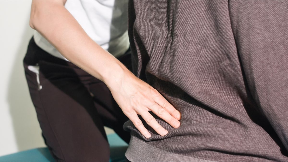 W dystrofii obręczowo-kończynowych pierwsze symptomy pojawiają się dość późno