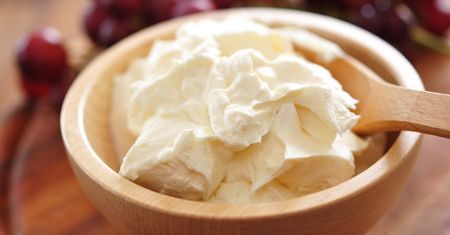 Mascarpone – jak się go robi i z czym je? Czy jest zdrowy?