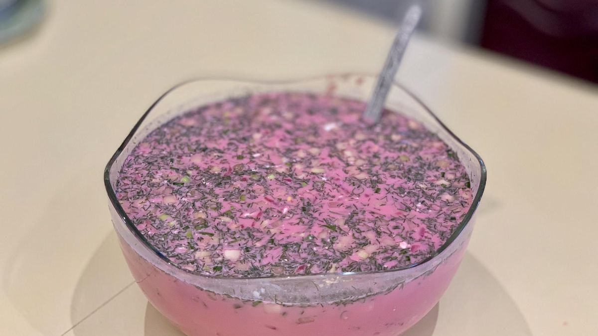 Odechciewa ci się jeść w upał? Wypróbuj te produkty i dania