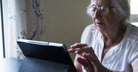 Sztuczna inteligencja nie zastąpi lekarza. Eksperci ostrzegają przed niebezpieczeństwem