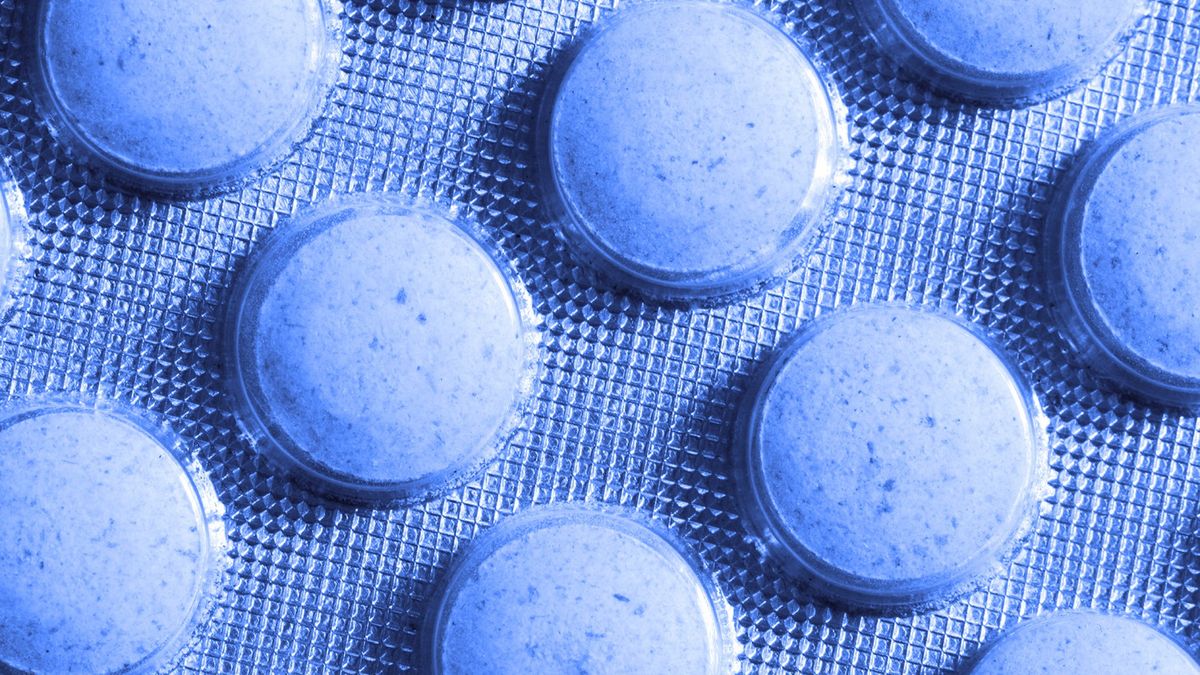 Polacy zażywają bez umiaru. Popularny środek przeciwbólowy moze mieć niebezpieczne konsekwencje