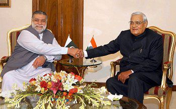 Spotkanie premierów Indii i Pakistanu w Islamabadzie
