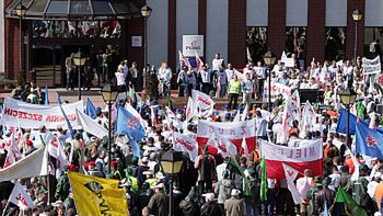 Manifestacja pracowników PGNiG