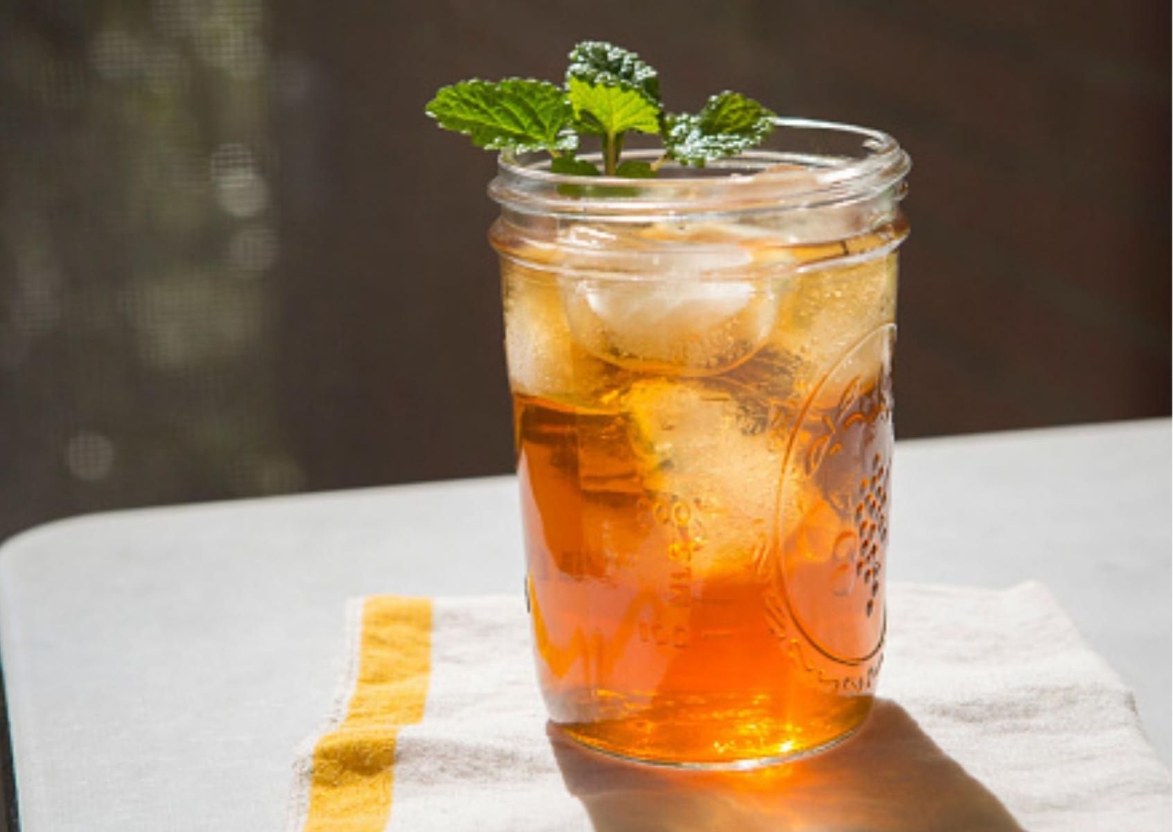 Zimne napoje są odradzane podczas upałów