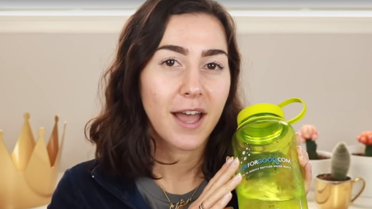 Queenshirin pije 3l wody dziennie