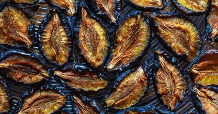 Obniża cholesterol, pobudza lepiej niż kawa. Wystarczy zjeść trzy dziennie
