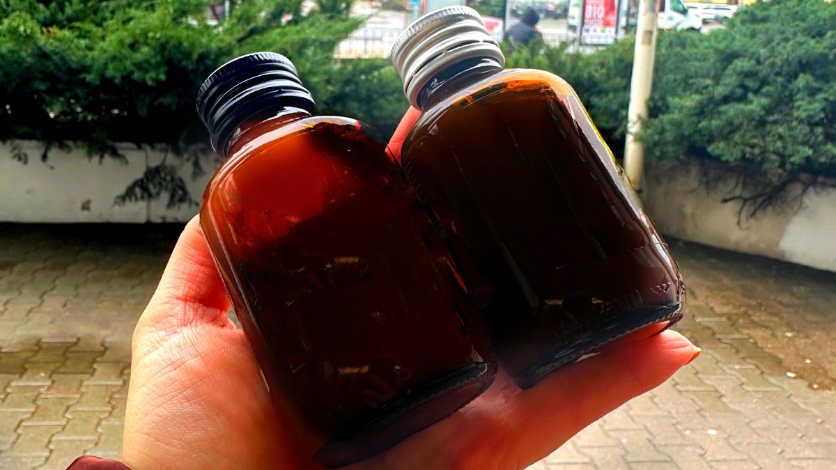 Zdrowotne shoty to niewielkie porcje skoncentrowanych soków lub ekstraktów.