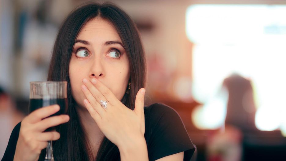 Cofanie się pokarmu u dorosłych – przyczyny