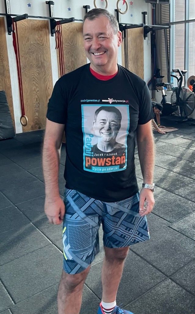Jacek Rozenek przeszedł rozległy udar mózgu w 2019 r.