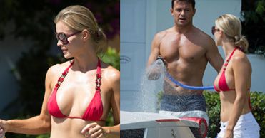 Joanna Krupa w bikini i Romain Zago myją swoje ferrari