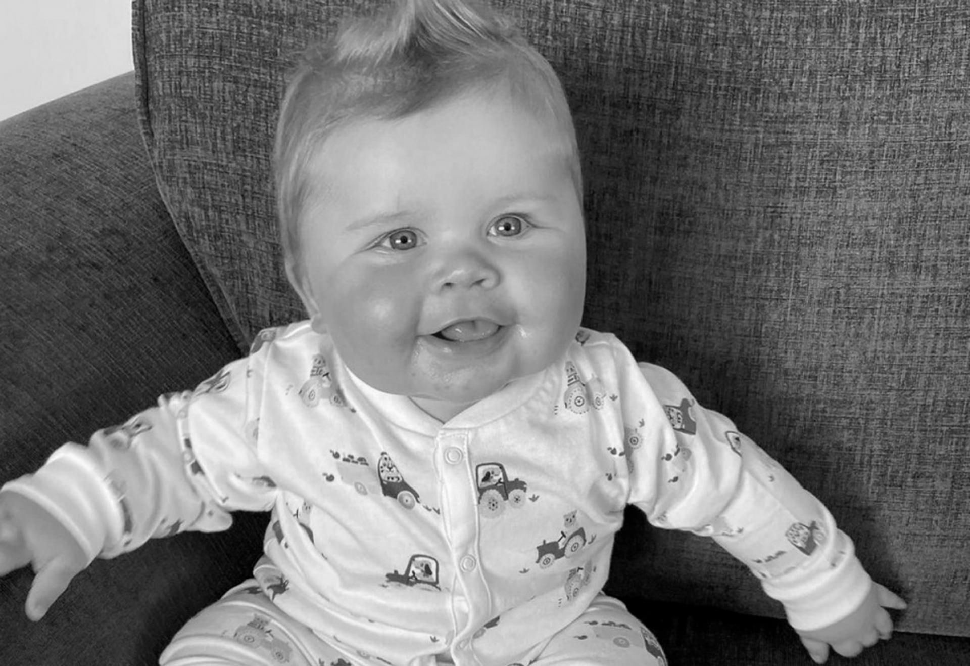 Tak długo potrząsała dzieckiem, które chciała adoptować, że zmarło