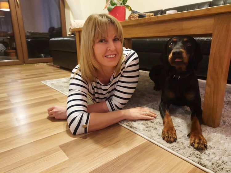 Pani Sylwia nie traci pogody ducha i wiary w to, że przezwycięży chorobę