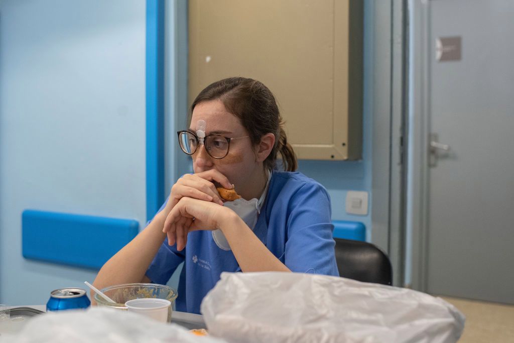 Szpitale coraz bardziej odczuwają braki kadrowe 