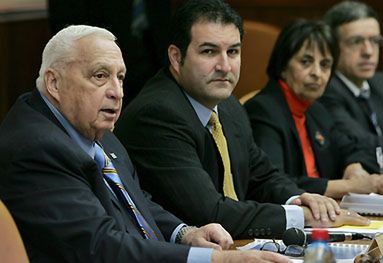 Szaron obiecuje Peresowi wysokie stanowisko
