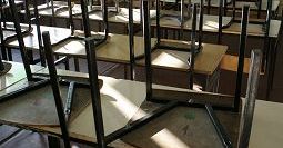 Kolejne szkoły zamknięte z powodu mrozu