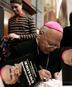 Abp Gocłowski świadkiem w procesie Stella Maris