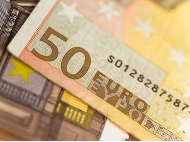 Vaclav Klaus zaleca rezygnację z euro