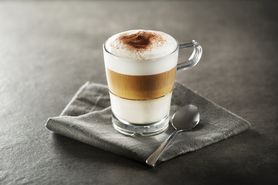 Latte macchiato - kalorie i wartości odżywcze, przepis na domowe latte macchiato