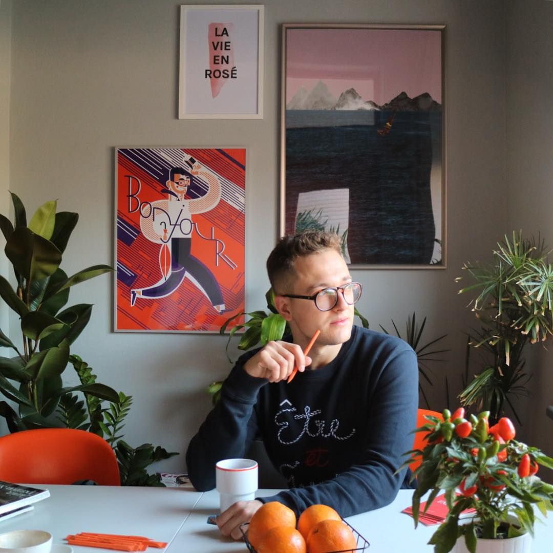 Seriale, programy telewizyjne i kolorowa prasa to zdaniem Pana od francuskiego doskonały sposób na naukę języka