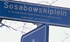 Generałowie Stanisław Maczek i Stanisław Sosabowski w Holandii są uznawani za bohaterów