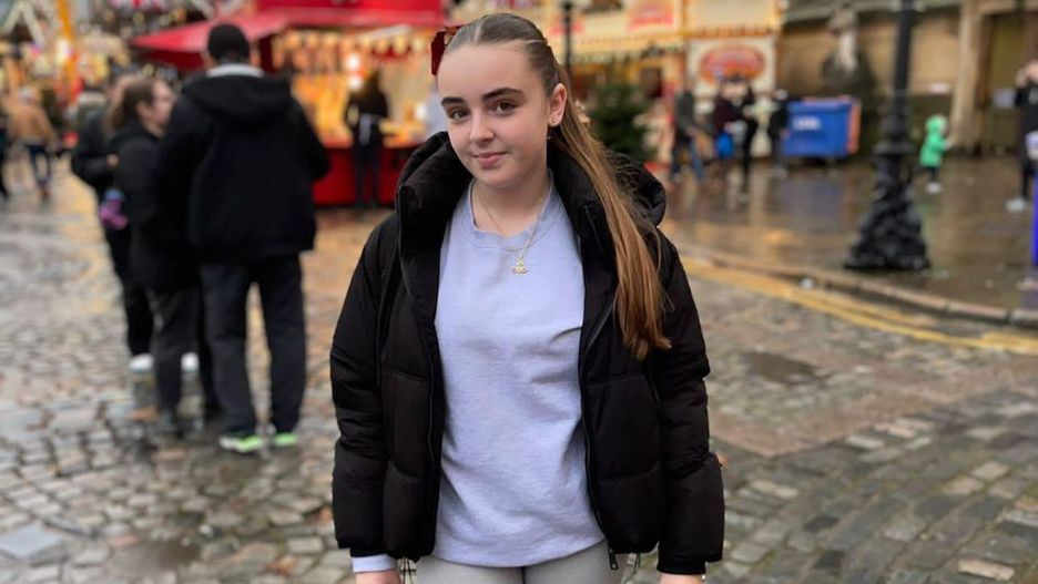 12-latka obudziła się z krzykiem i straciła wzrok. Lekarze wciąż nie są w stanie postawić diagnozy