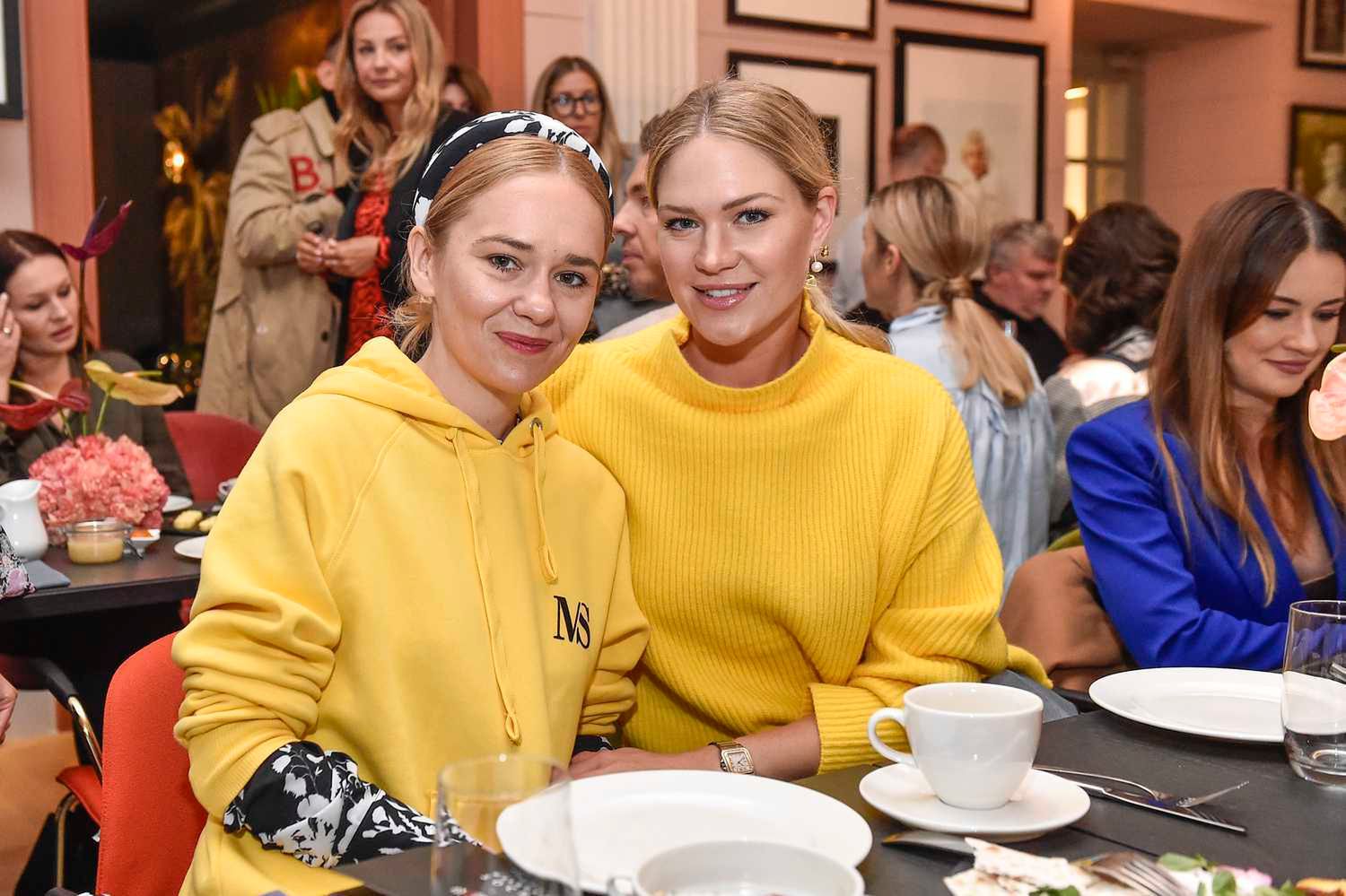 Zuzanna Wachowiak, Zosia Ślotała - gwiazdy promują kolekcję Małgosia Socha x Monnari