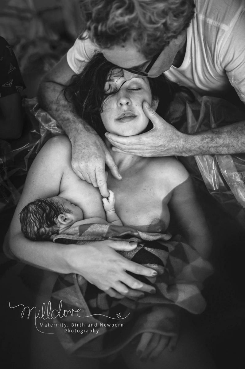 [Tamara Milldove — Milldove Photography – Maternity, Birth and Newborn – „Weź moją rękę, przytrzymaj moje serce”, Nowa Zelandia](https://www.facebook.com/milldovephotography/)