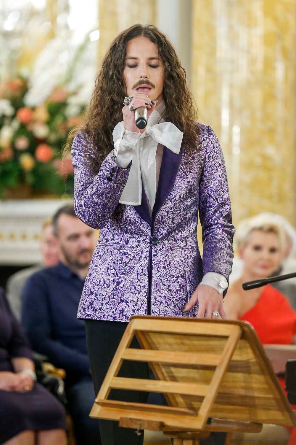 Michał Szpak podczas gali finałowej konkursu Lodołamacze