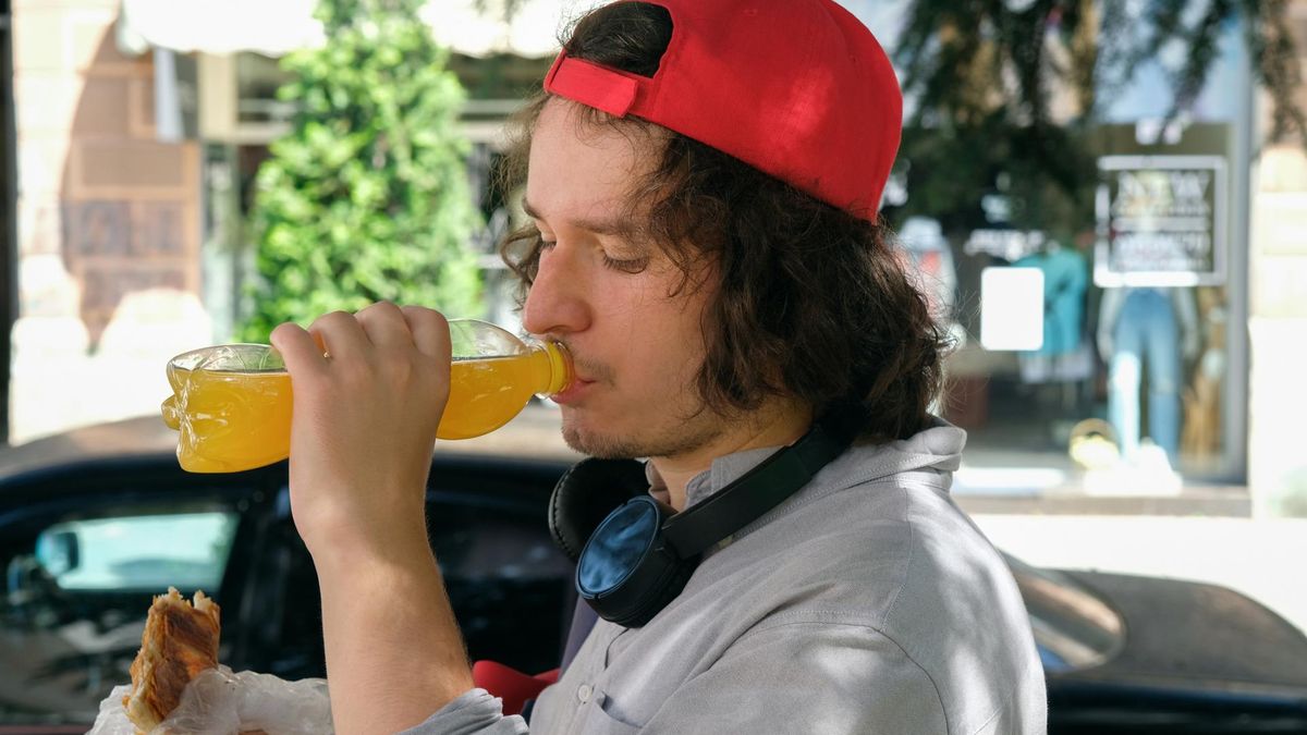 Fruktoza z soków owocowych negatywnie odbija się na kondycji układu pokarmowego