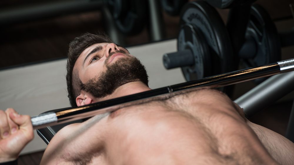 Dlaczego kobiety wolą owłosionych mężczyzn?