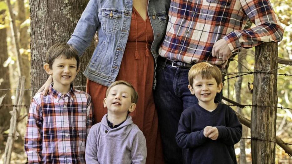 Ponad 30 lat myślała, że ojciec nie żyje. Tak okłamała ją matka