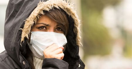 Smog tak szkodliwy jak papierosy. Sprawdź, ile dziennie ‘’wypalasz’’