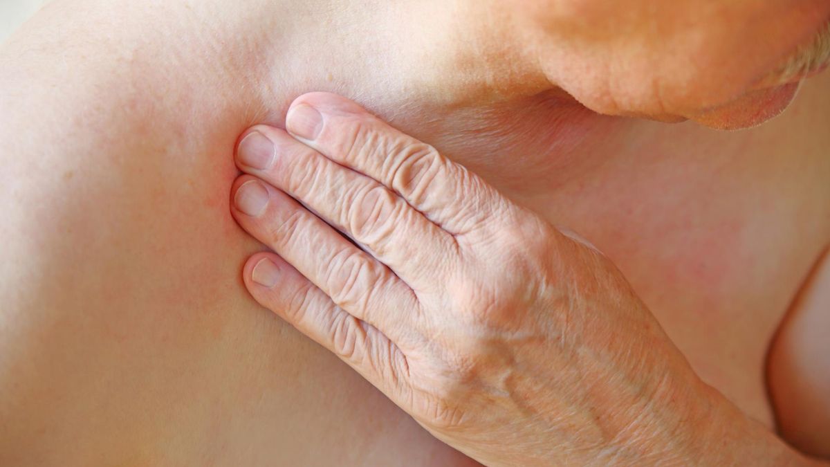 3 symptomy raka, które łatwo przegapić. Możesz pomylić je z przeziębieniem lub grypą