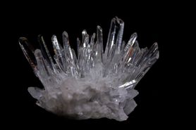 Kryształ górski – właściwości, znaczenie i oczyszczanie
