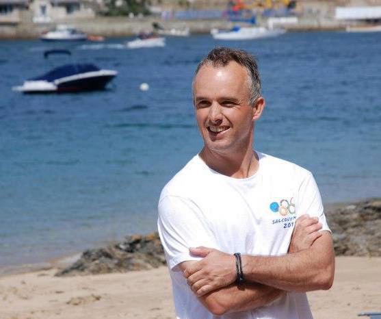 Hugh był miłośnikiem sportu, więc sądził, że ból biodra to skutek przetrenowania