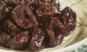 Sprawdzili, kiedy warto sięgnąć po śliwki. Wskazali porę dnia