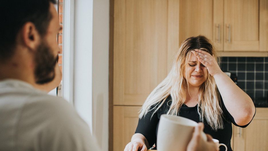 Kupił żonie bilet na wycieczkę. Internauci grzmią: Kupił sobie wakacje, wysyłając żonę i córkę na tydzień