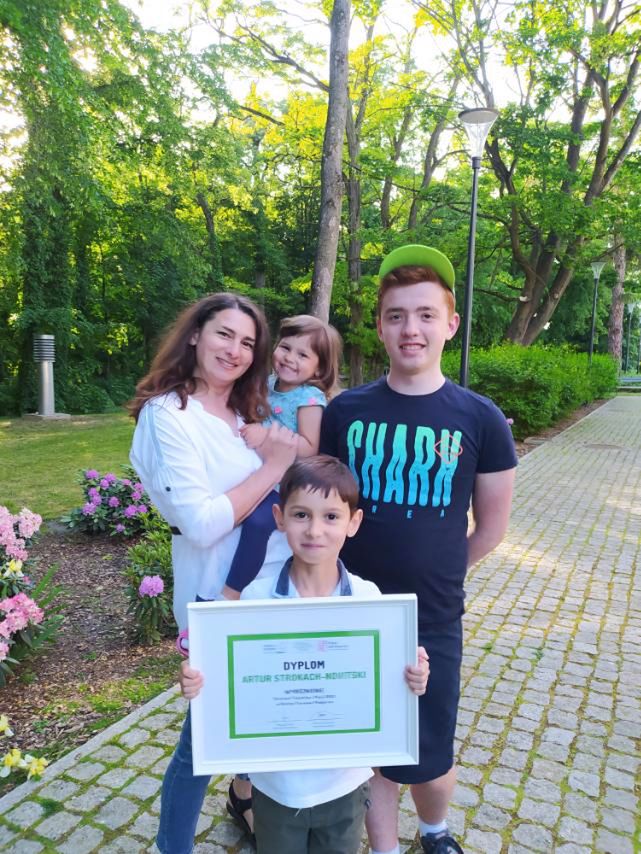 Olena Novitska z rodziną