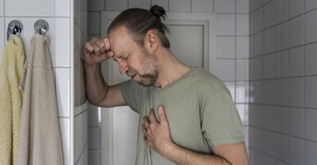 Co zrobić, gdy czujemy, że zawał jest blisko? Minuty decydują o życiu